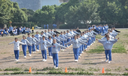 连州市职业技术学校、连州技工学校举办2019年广播操比赛708.png