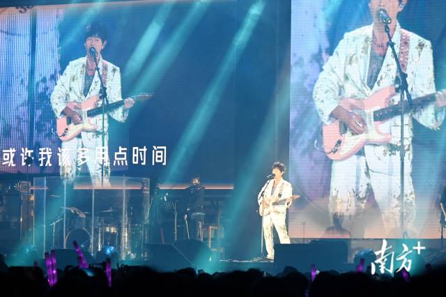黄品源“品味”巡回音乐会在连州开唱。黄滢 摄