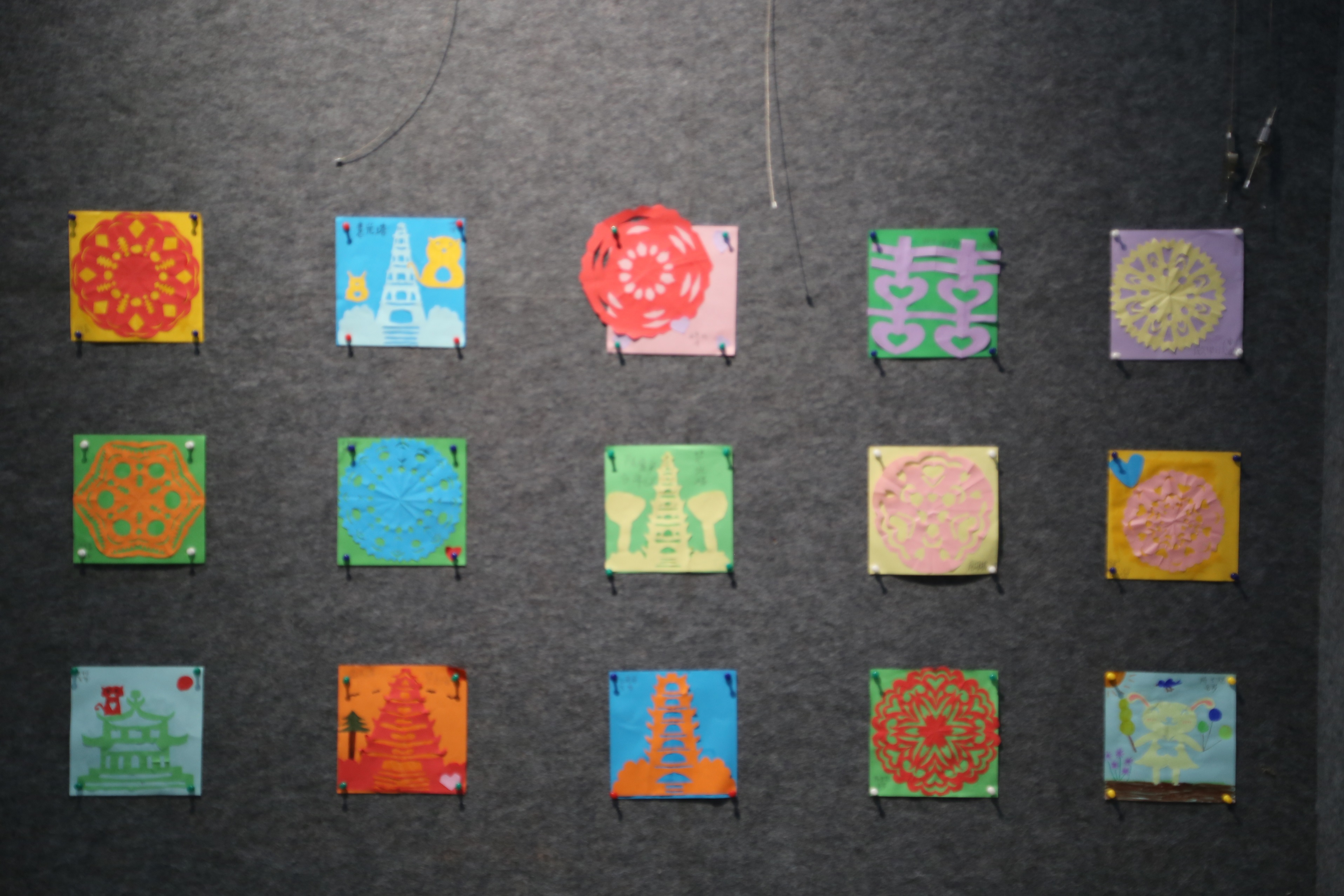 Ⅱ-4-②2025年12月13日,连州市文化馆举办社会主义核心价值观之“文明”主题公益培训班作品展 主办单位:连州市文化广电旅游体育局 承办单位:连州市文化馆 (3).JPG